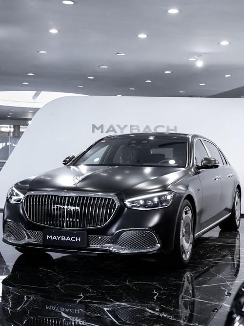 重庆25岚图汽车的售后服务让用户无忧出行，迈巴赫未来的豪华车趋势